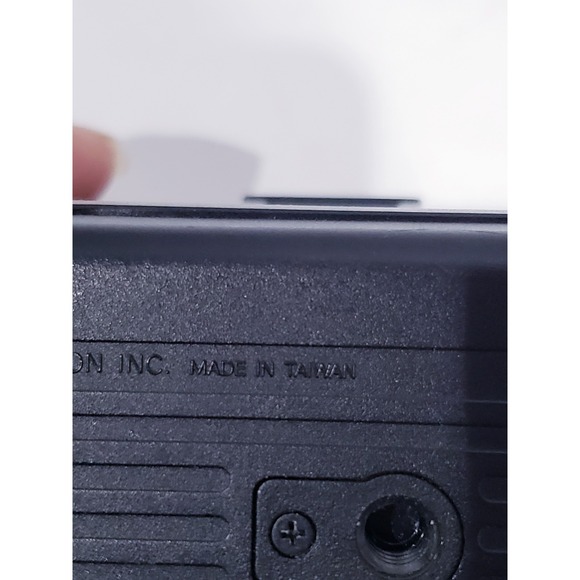 Canon EOS Rebel S 35mm SLR Film Camera Body Only - Works - Picture 7 of 8